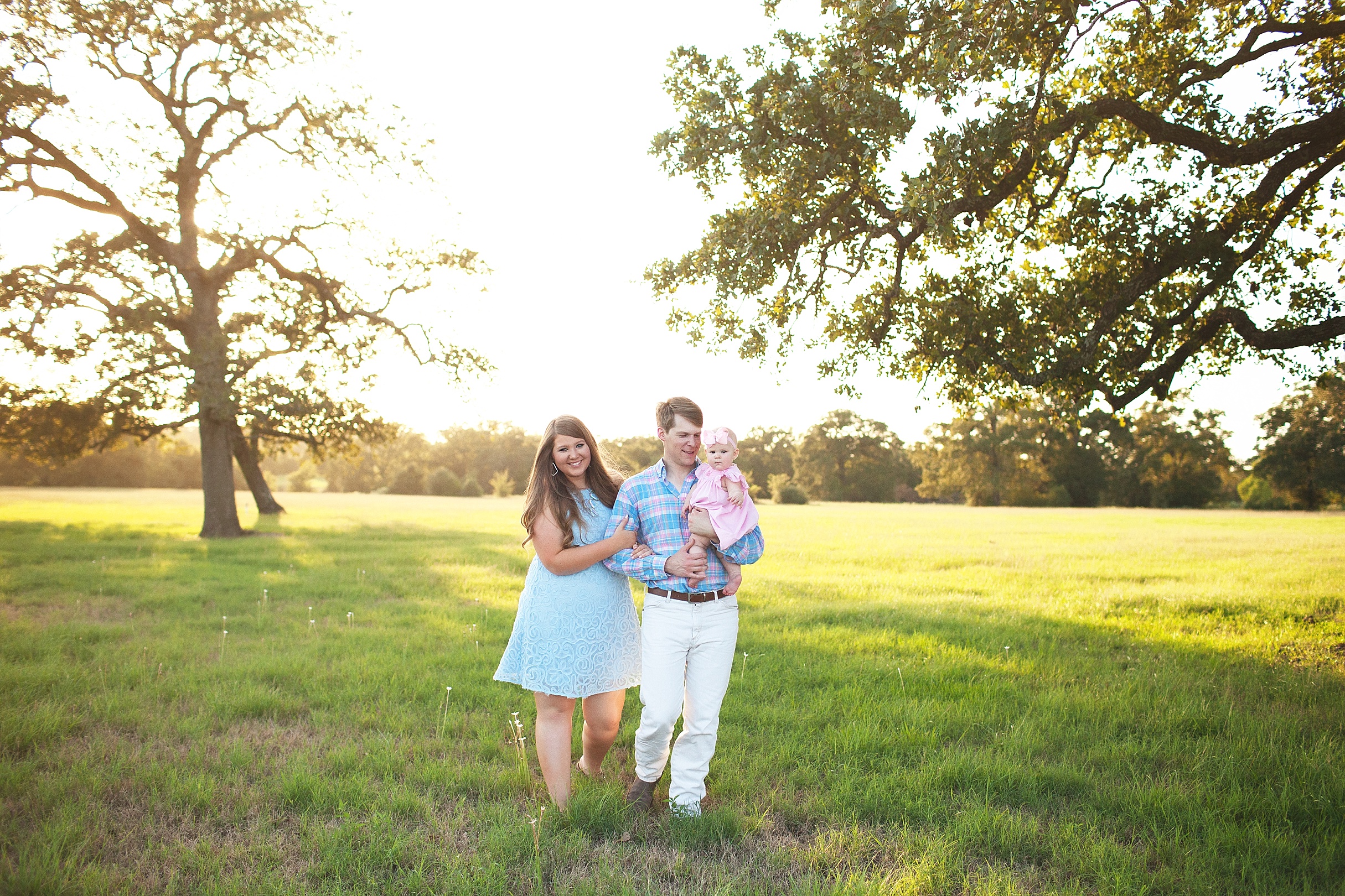 College Station Family Photographer | Rosalyn Ash Photography | www.rosalynash.com