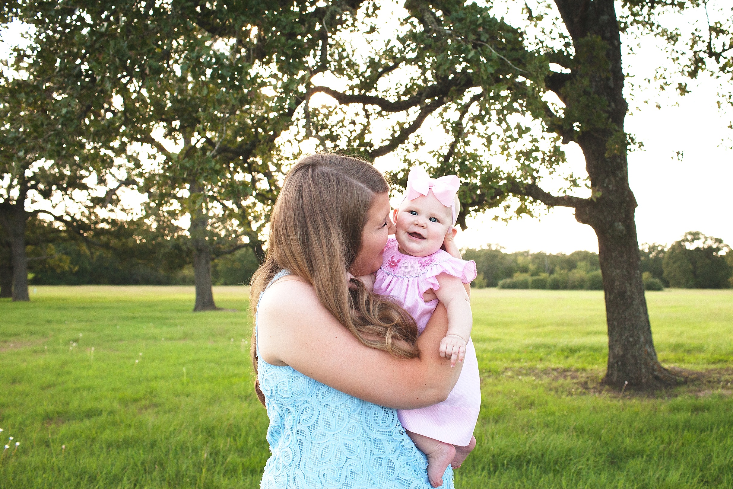 College Station Family Photographer | Rosalyn Ash Photography | www.rosalynash.com