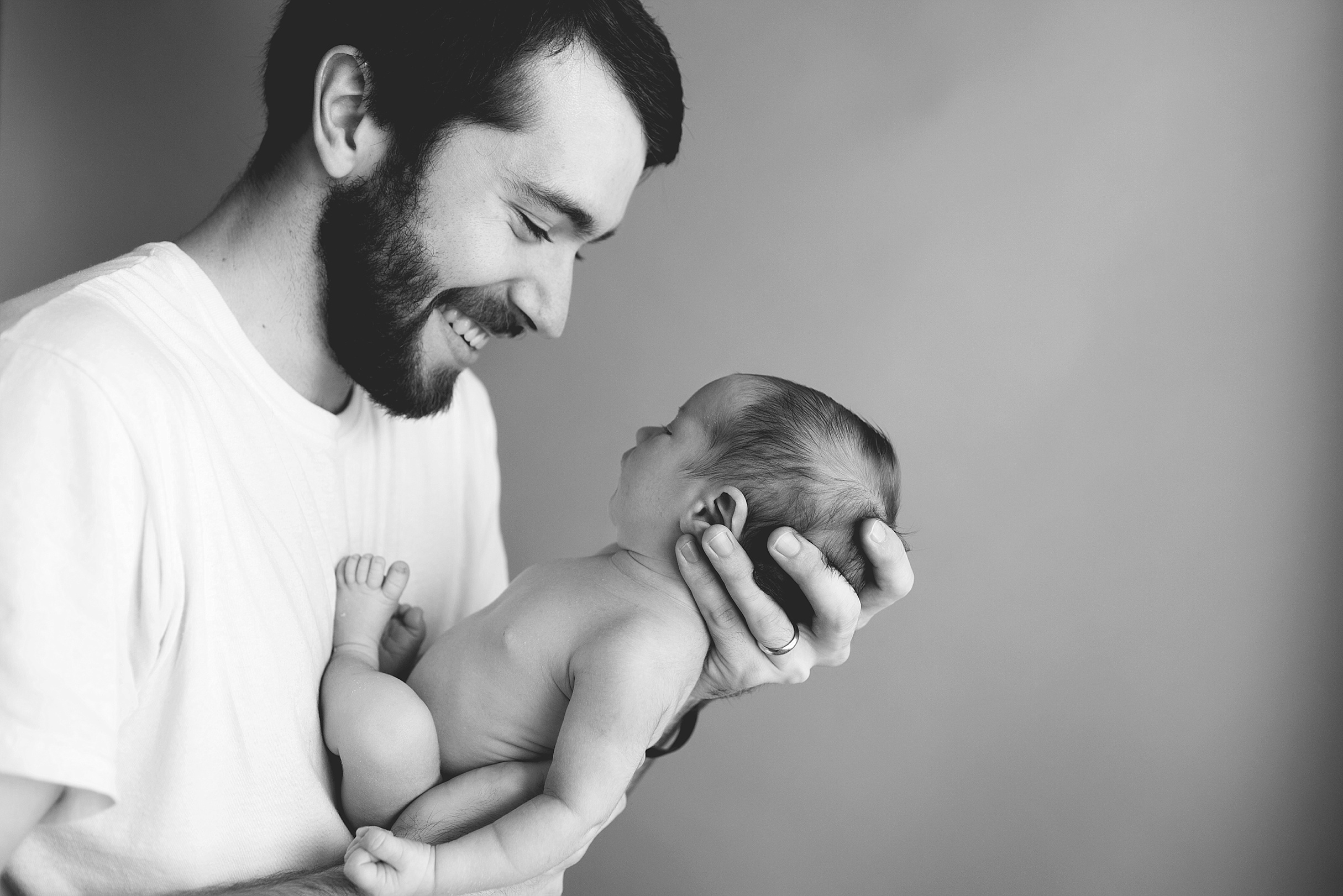 College Station Newborn Photographer | Rosalyn Ash Photography | www.rosalynash.com