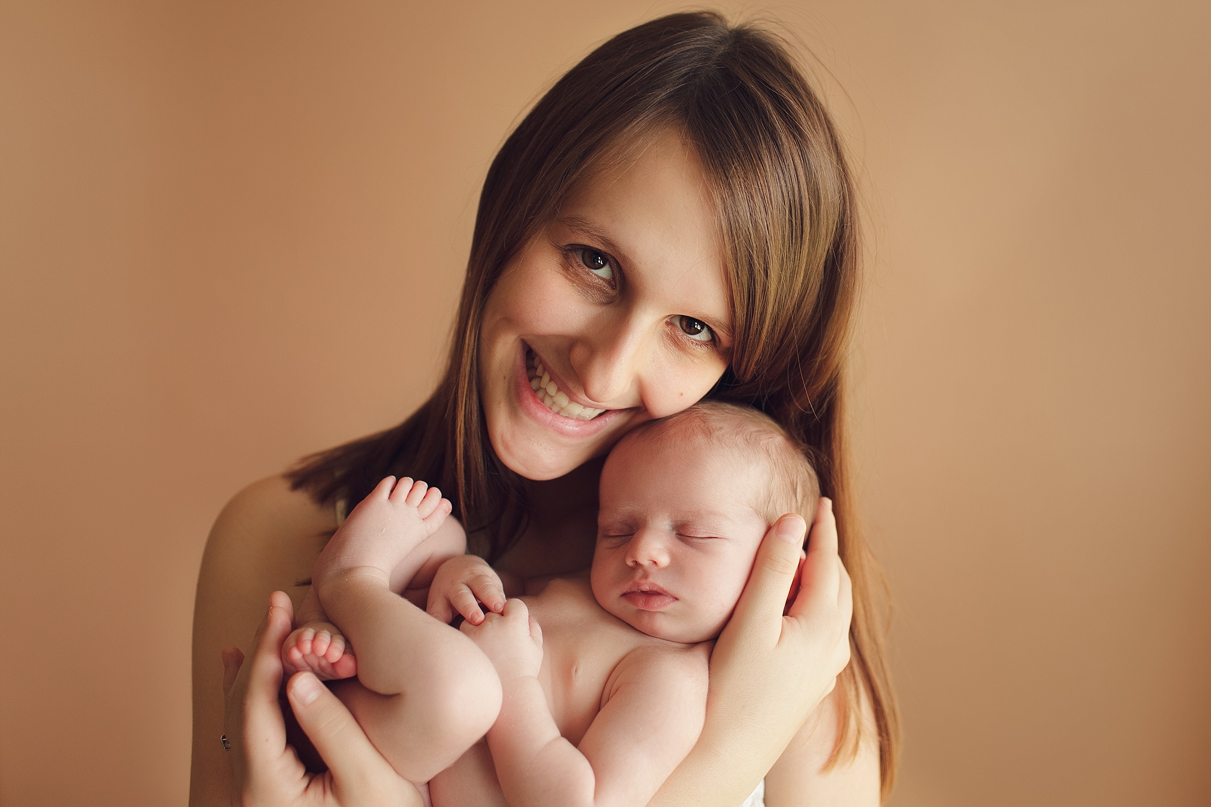 College Station Newborn Photographer | Rosalyn Ash Photography | www.rosalynash.com