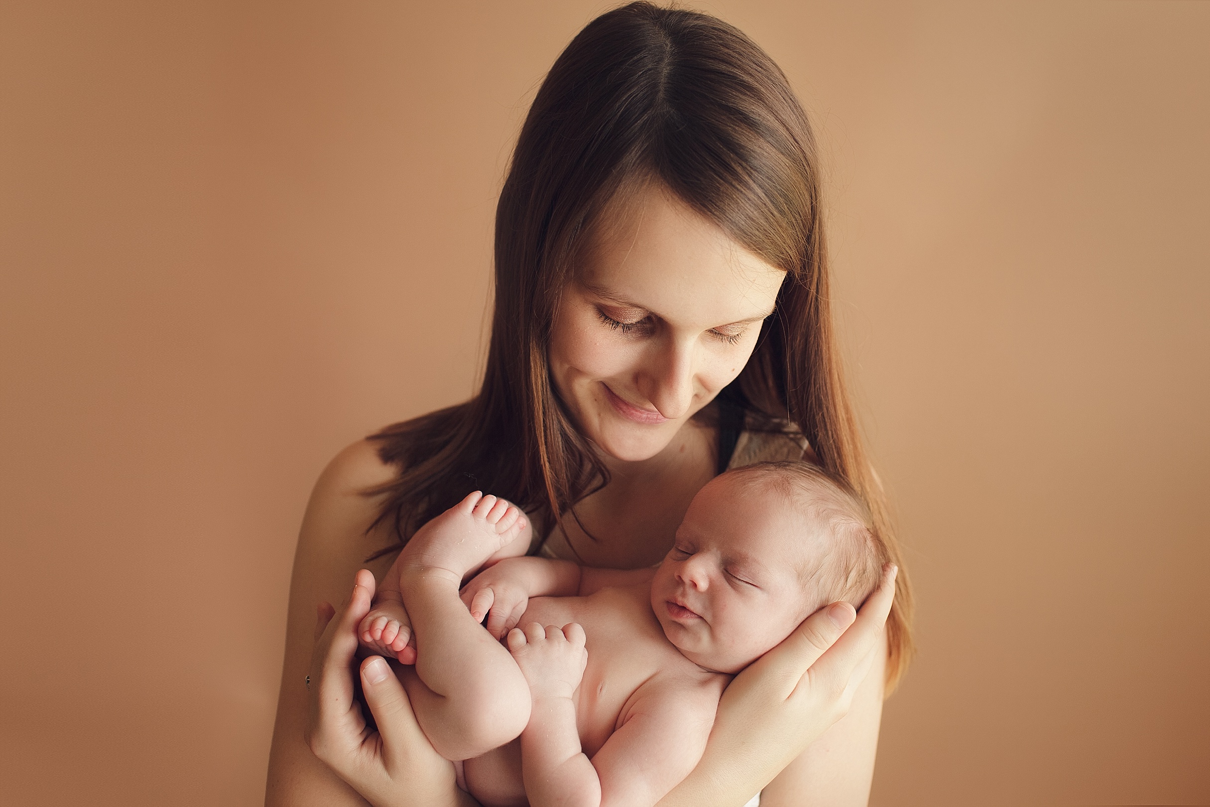 College Station Newborn Photographer | Rosalyn Ash Photography | www.rosalynash.com