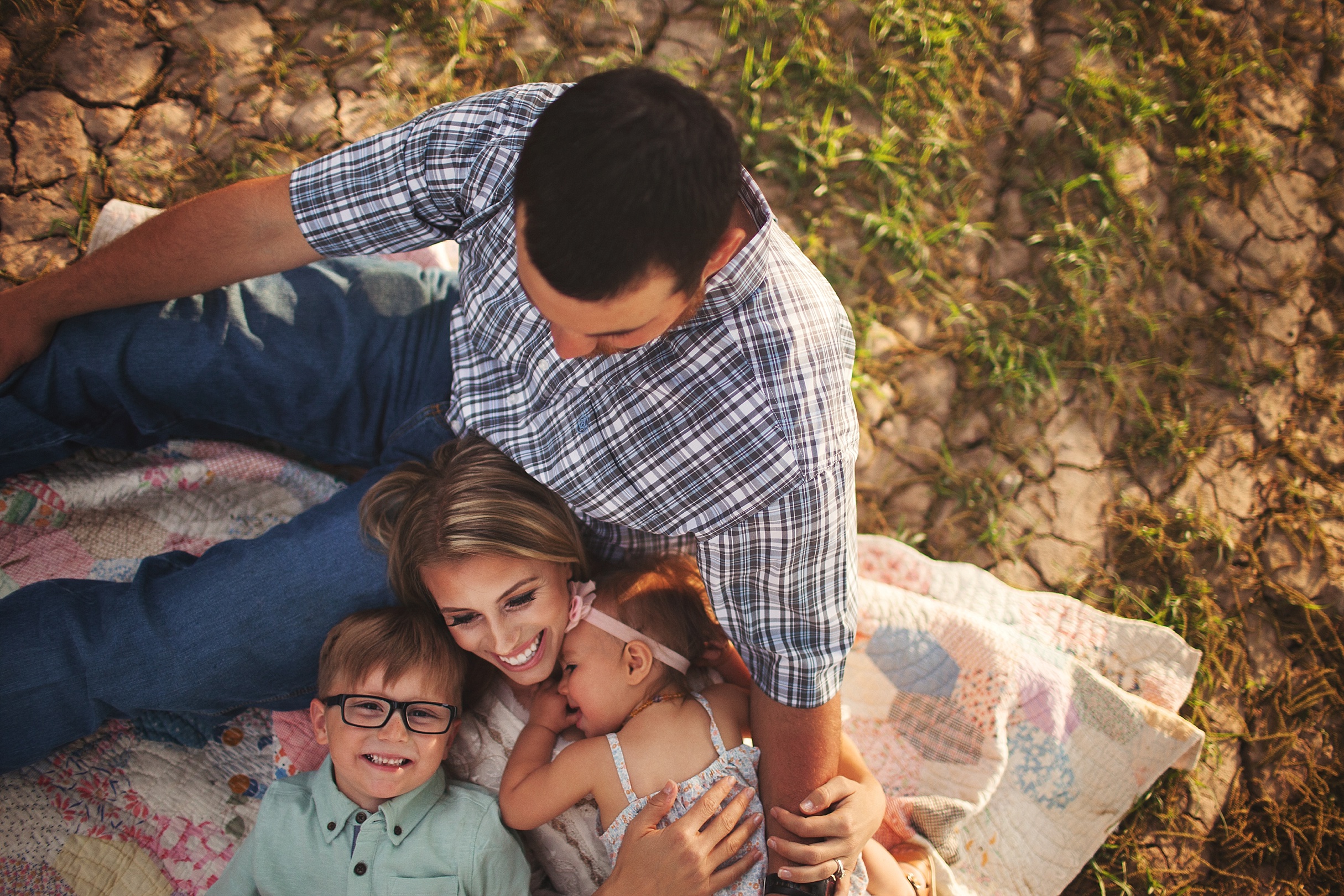 College Station Family Photographer | Rosalyn Ash Photography | www.rosalynash.com