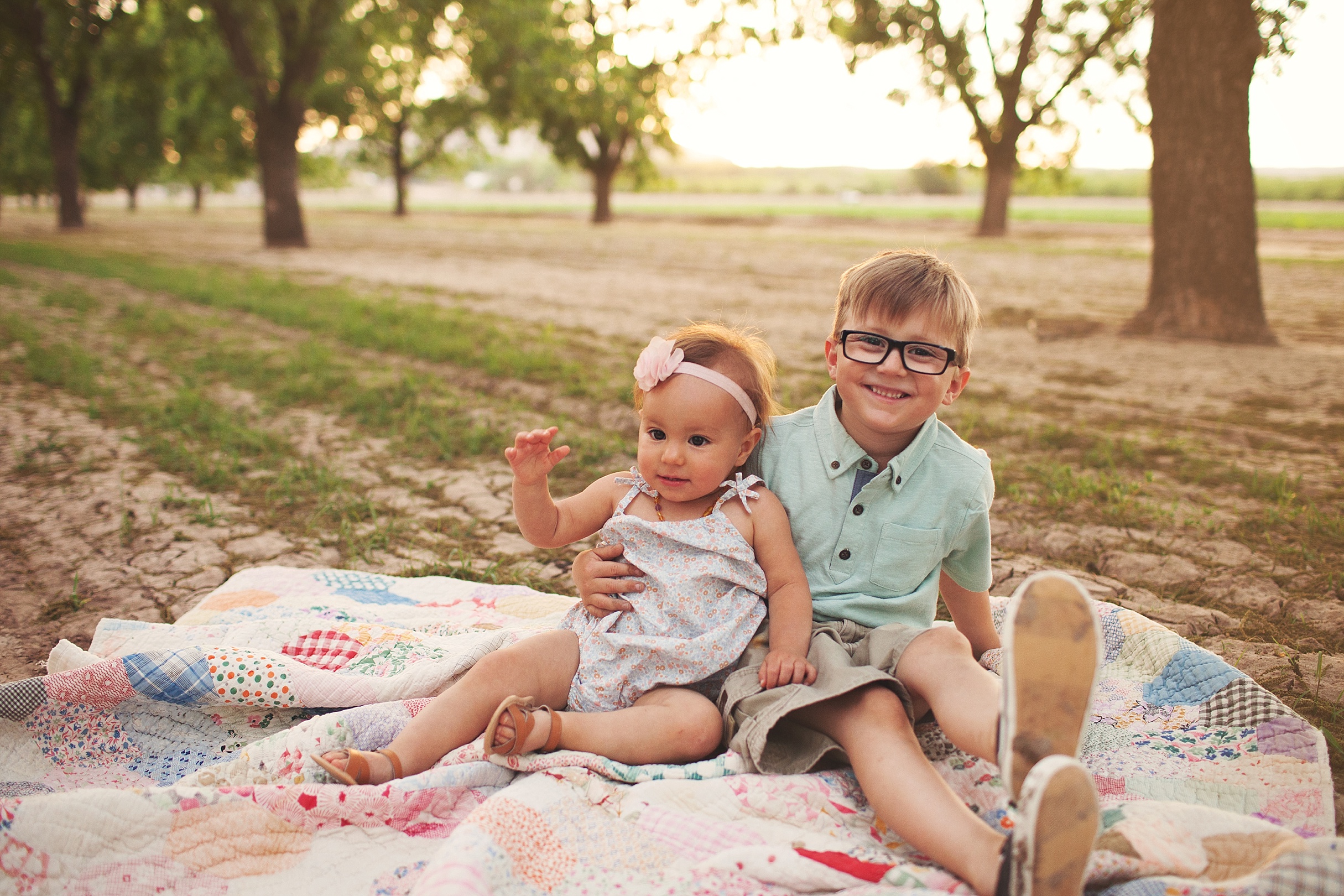 College Station Family Photographer | Rosalyn Ash Photography | www.rosalynash.com