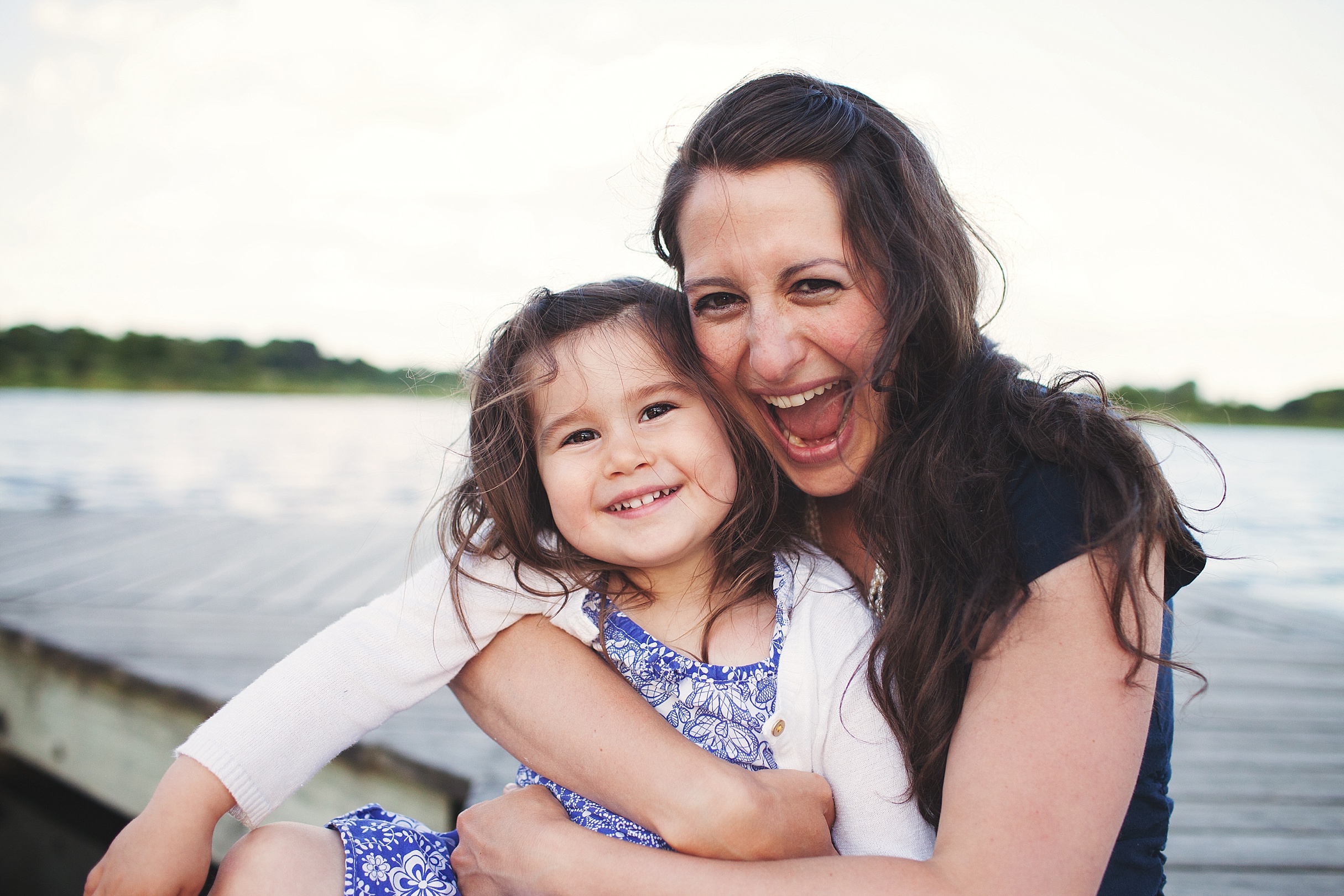 Rosalyn of Rosalyn Ash Photography is a College Station Newborn Photographer also specializing in family and child photography in College Station, Texas and surrounding areas including but not limited to Bryan, Houston, Cypress, Austin and Waco.