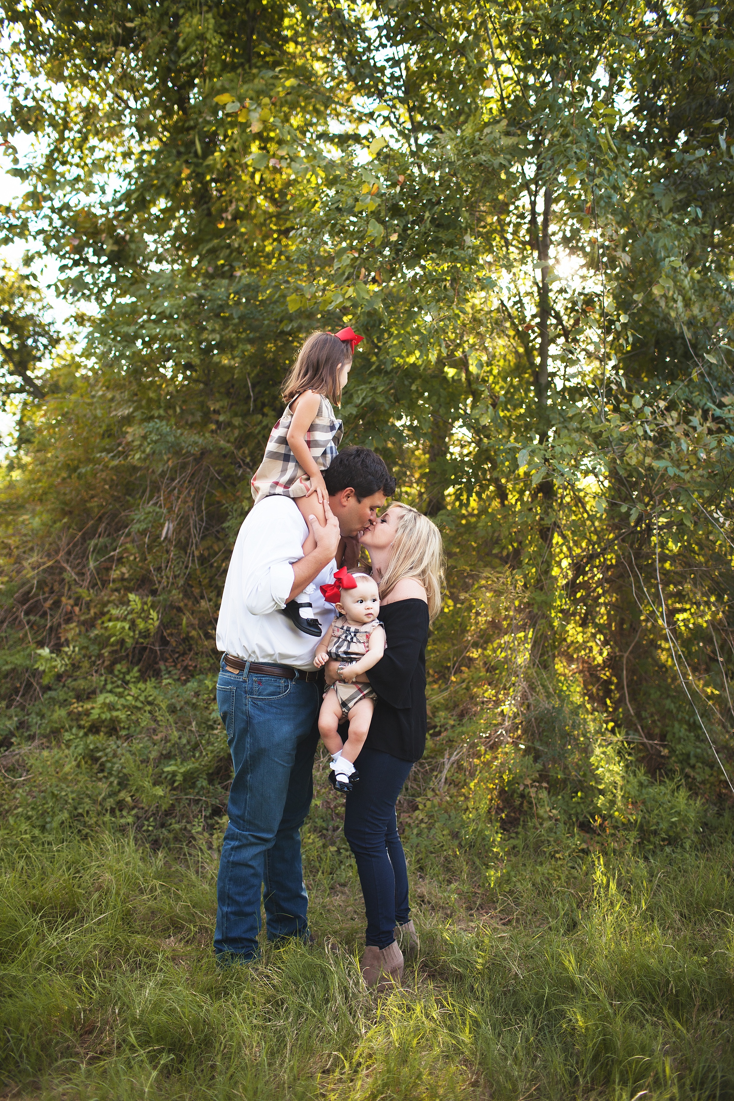 College Station Family Photographer | Rosalyn Ash Photography | www.rosalynash.com