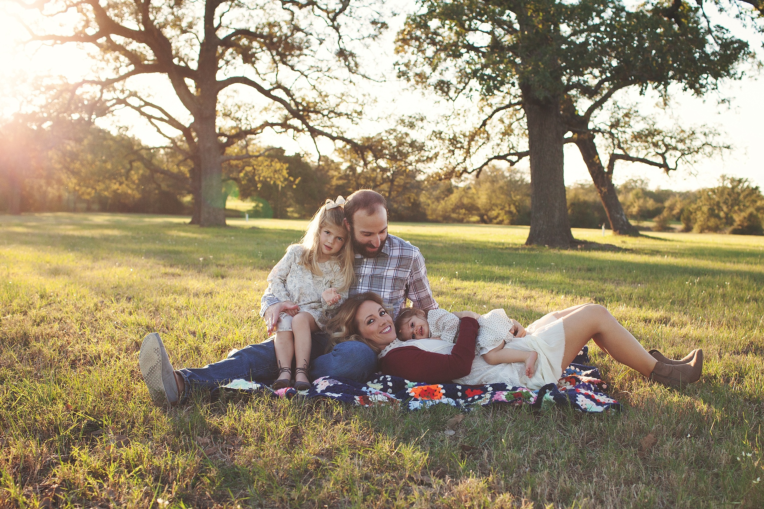 College Station Family Photographer | Rosalyn Ash Photography | www.rosalynash.com