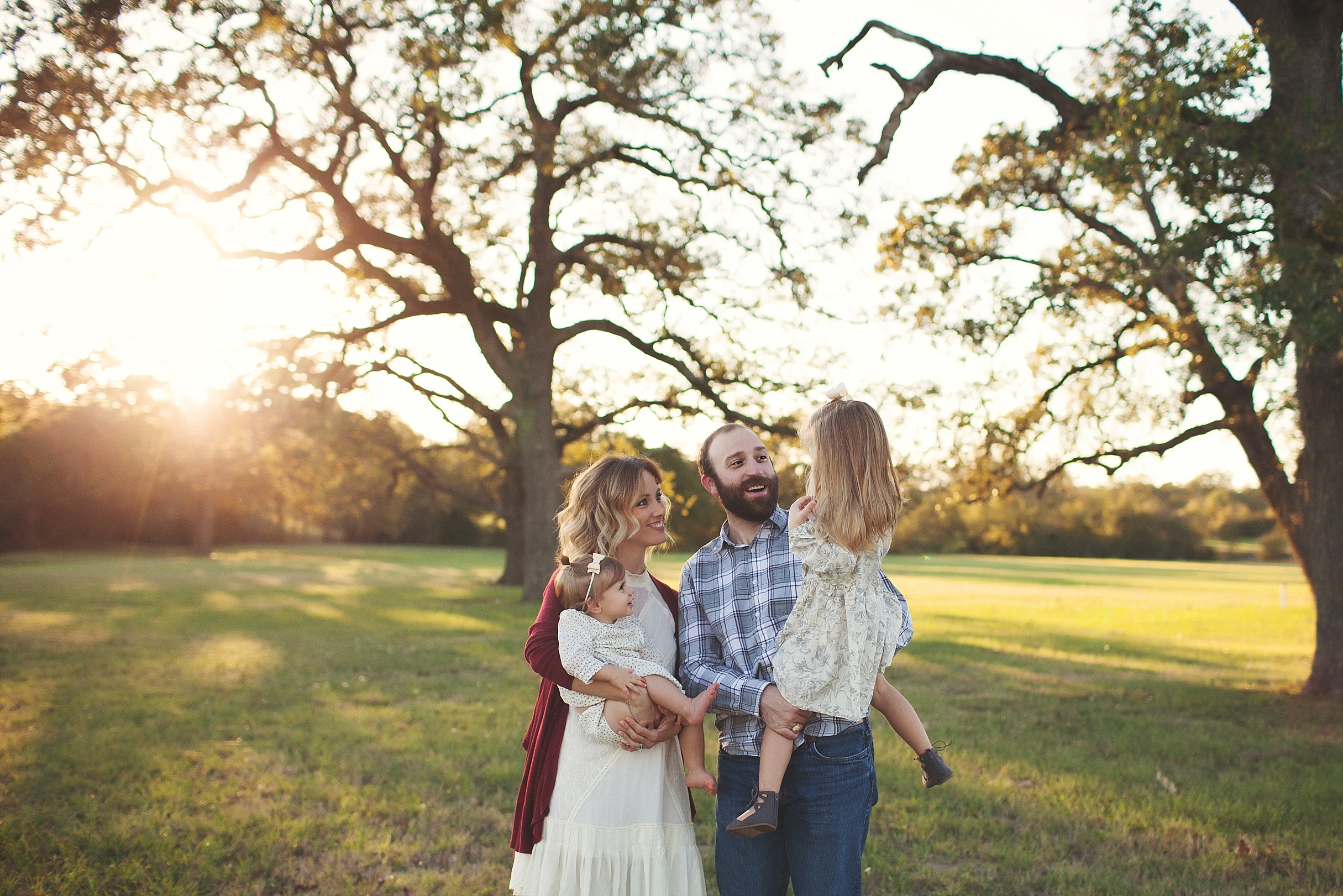 College Station Family Photographer | Rosalyn Ash Photography | www.rosalynash.com