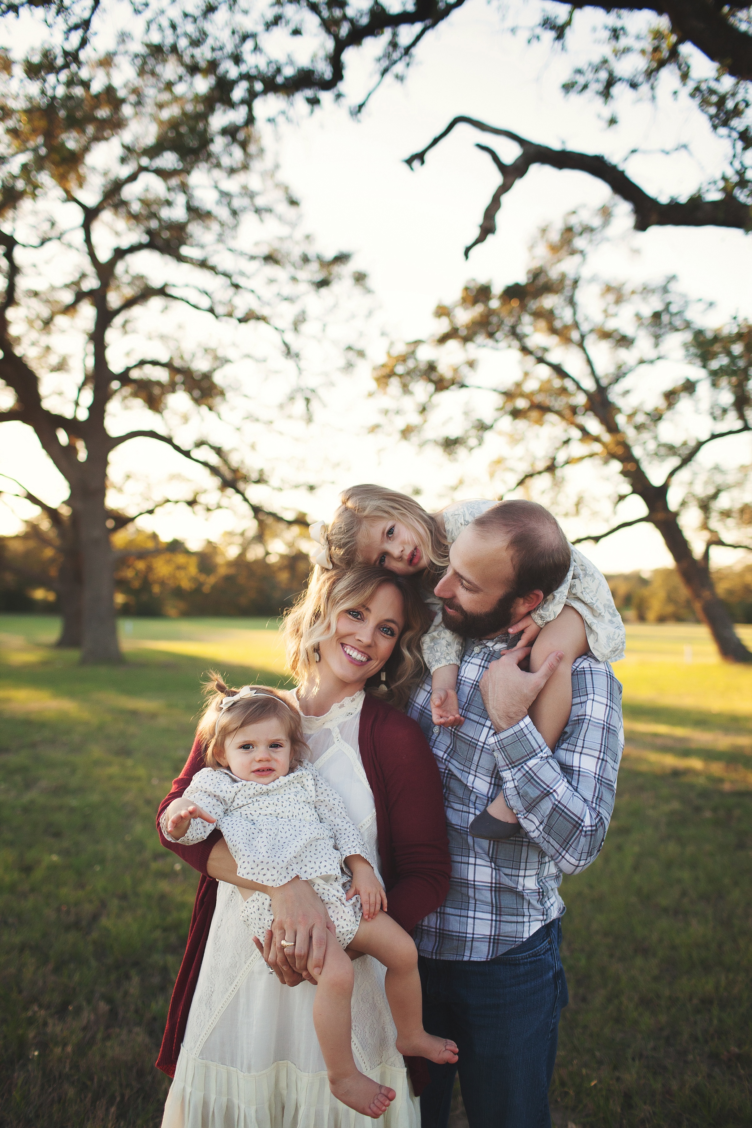 College Station Family Photographer | Rosalyn Ash Photography | www.rosalynash.com