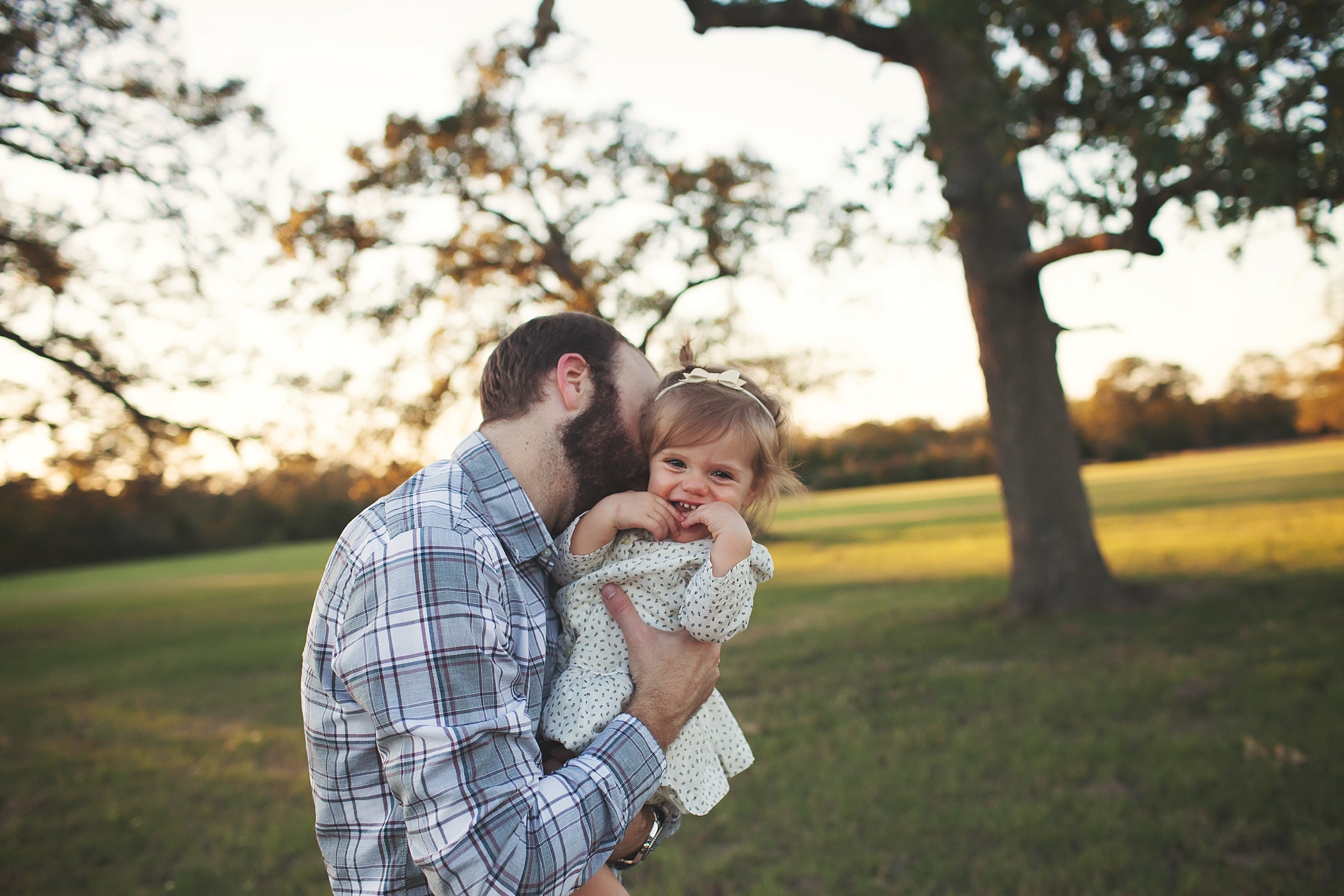 College Station Family Photographer | Rosalyn Ash Photography | www.rosalynash.com