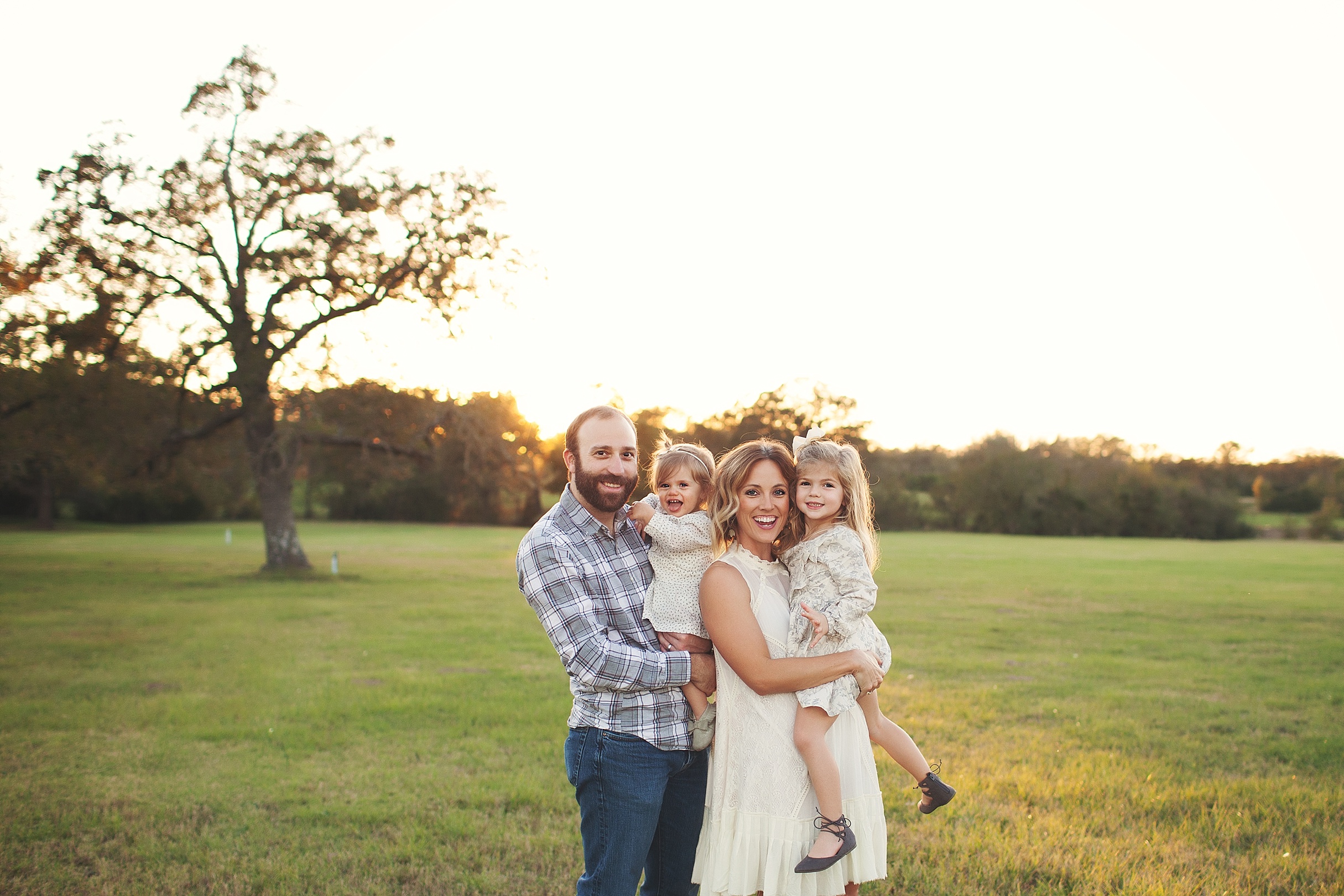 College Station Family Photographer | Rosalyn Ash Photography | www.rosalynash.com