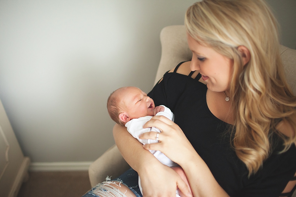 College Station Newborn Photographer | Rosalyn Ash Photography | www.rosalynash.com