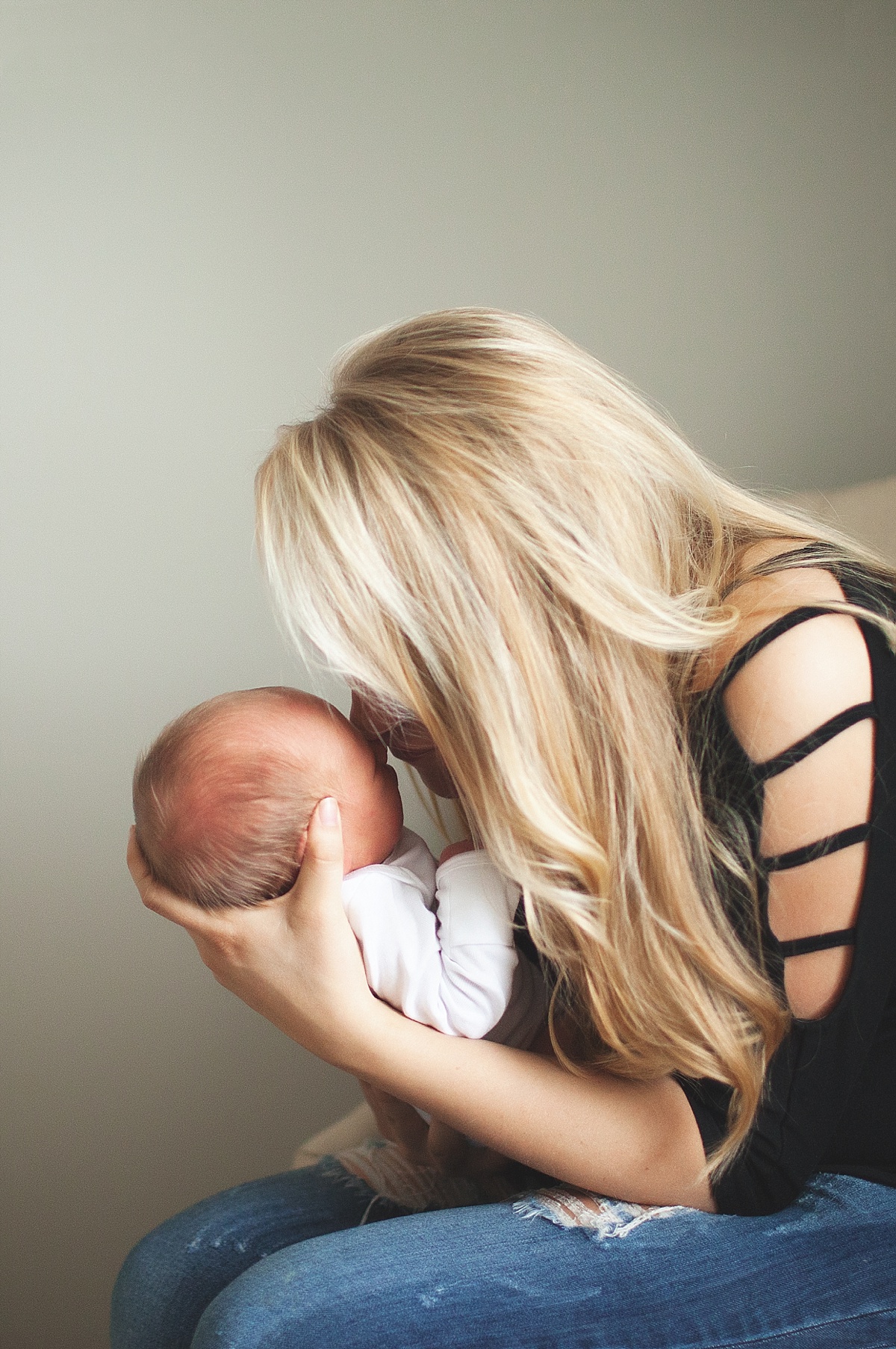 College Station Newborn Photographer | Rosalyn Ash Photography | www.rosalynash.com