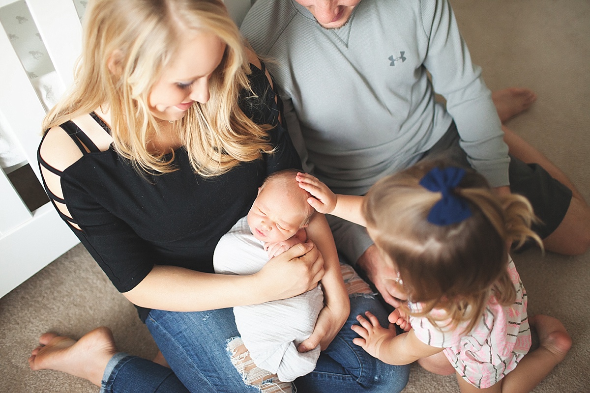 College Station Newborn Photographer | Rosalyn Ash Photography | www.rosalynash.com