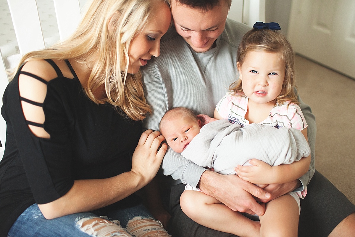 College Station Newborn Photographer | Rosalyn Ash Photography | www.rosalynash.com