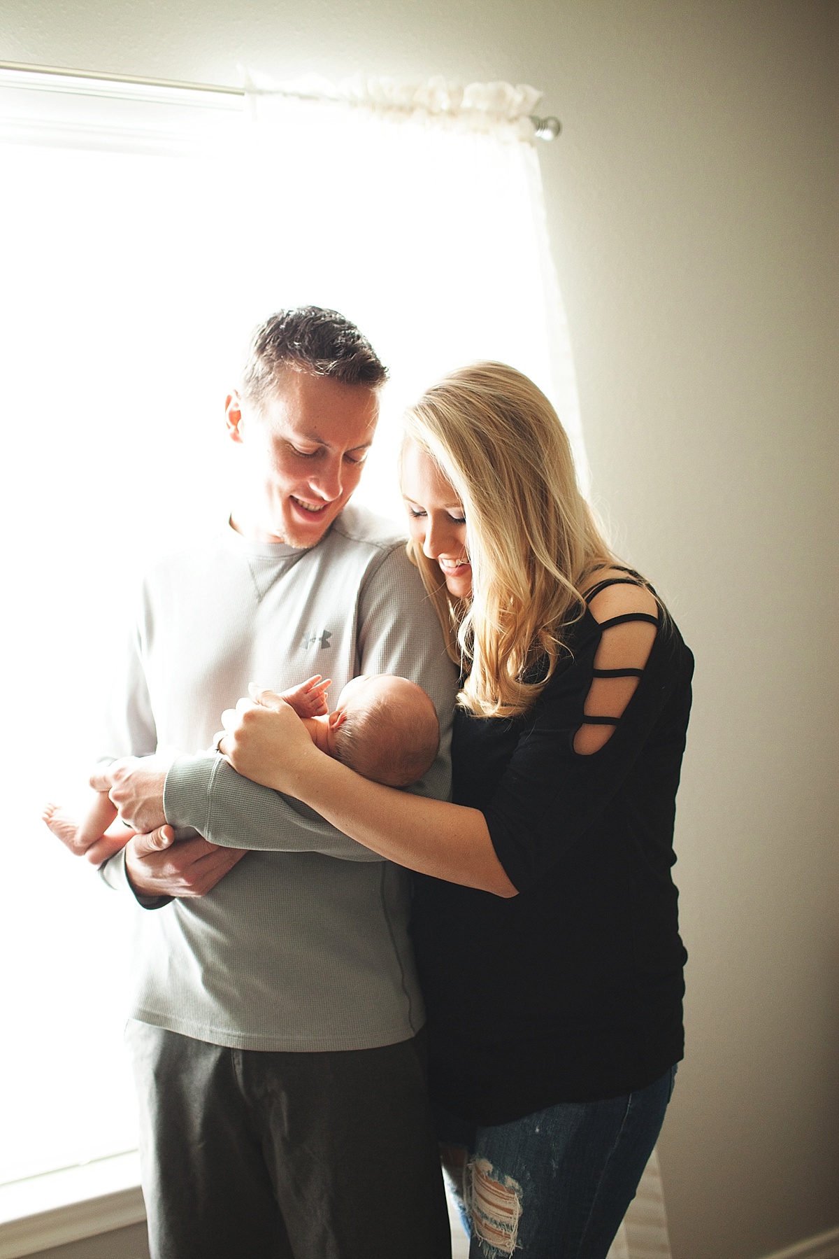 College Station Newborn Photographer | Rosalyn Ash Photography | www.rosalynash.com