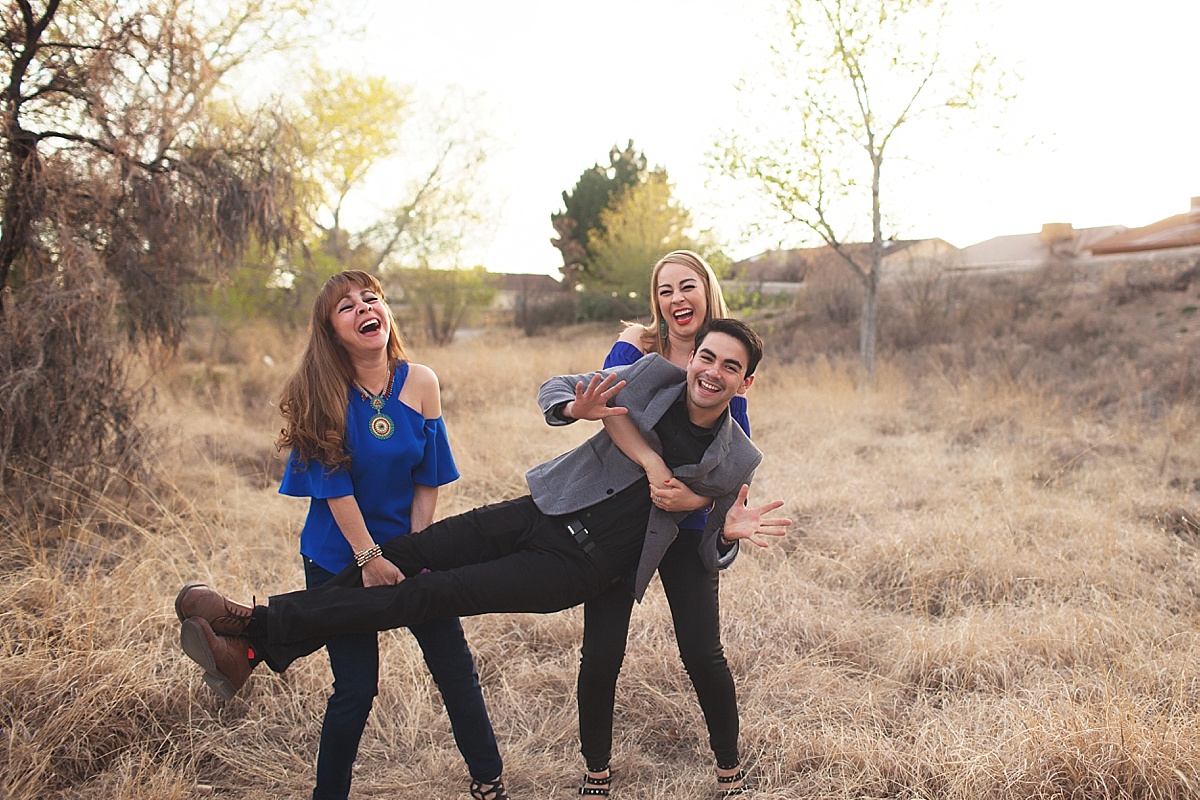 College Station Family Photographer | Rosalyn Ash Photography | www.rosalynash.com