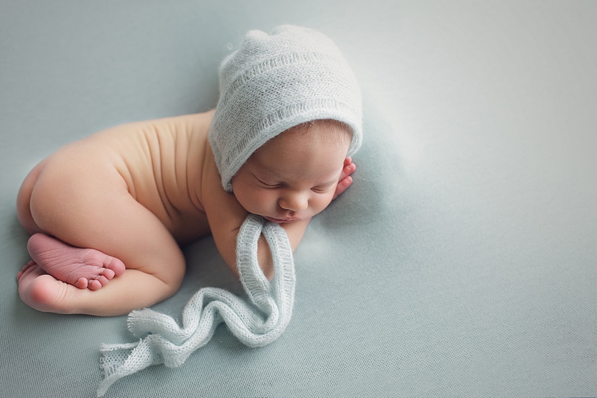 College Station Newborn Photographer | Rosalyn Ash Photography | www.rosalynash.com