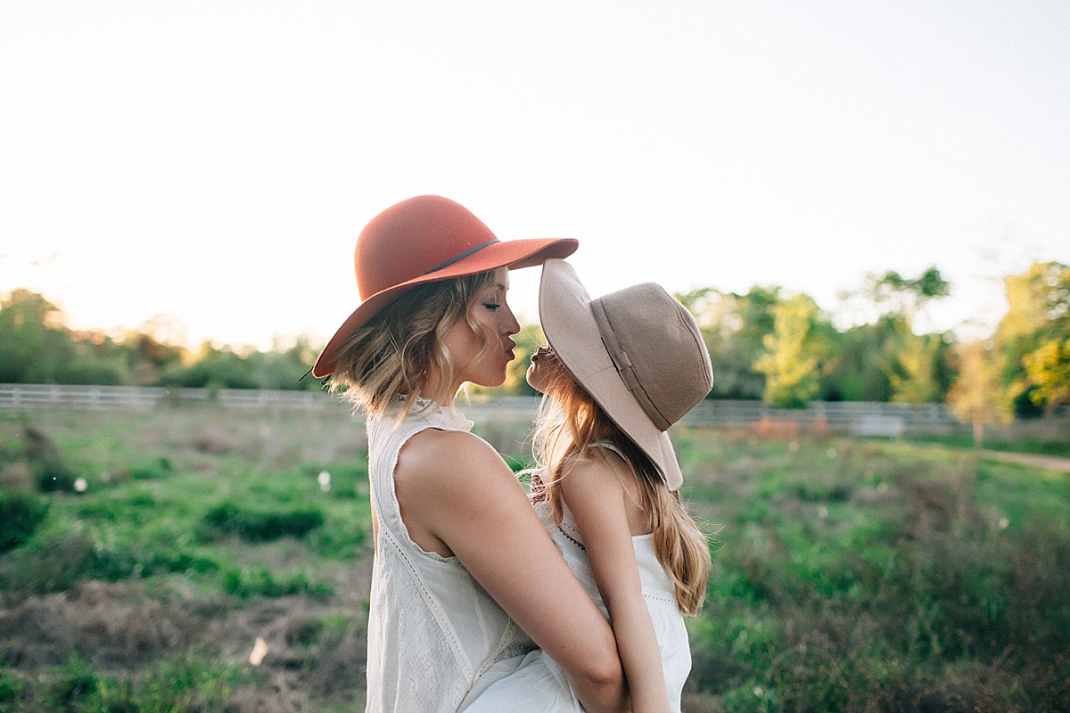 College Station Family Photographer | Rosalyn Ash Photography | www.rosalynash.com