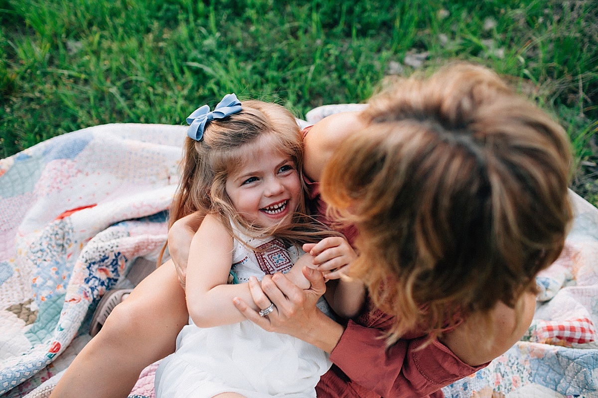 College Station Family Photographer | Rosalyn Ash Photography | www.rosalynash.com