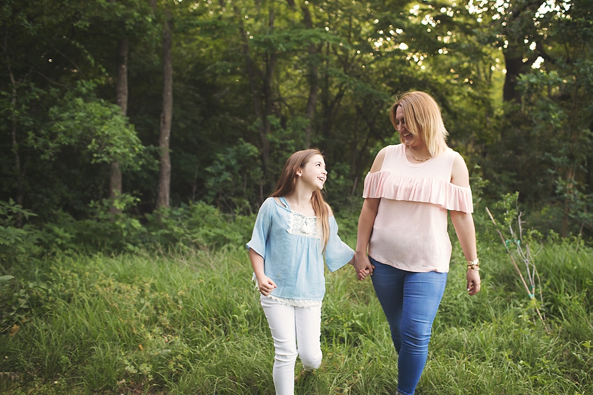 College Station Family Photographer | Rosalyn Ash Photography | www.rosalynash.com