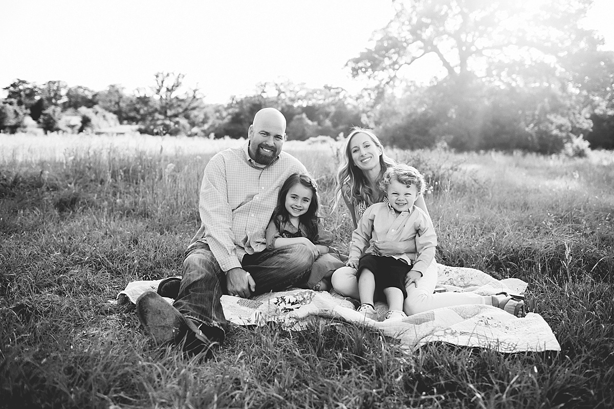 College Station Family Photographer | Rosalyn Ash Photography | www.rosalynash.com