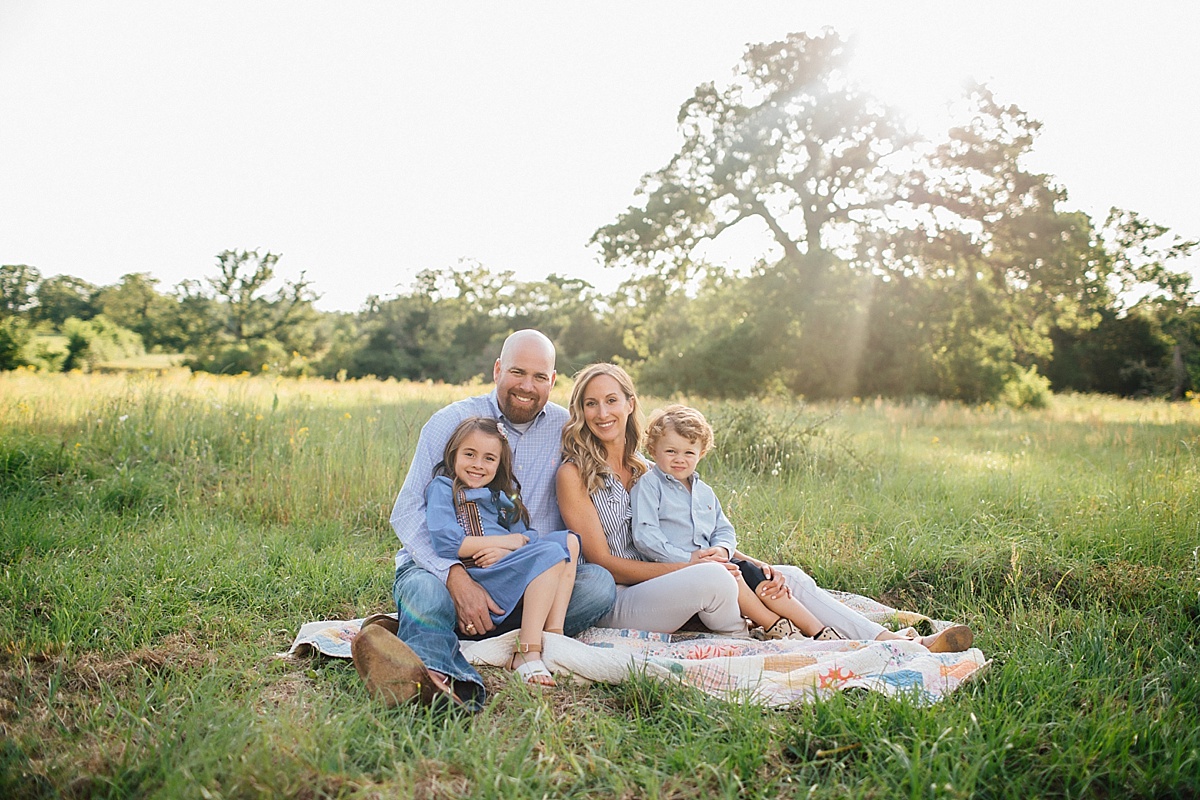 College Station Family Photographer | Rosalyn Ash Photography | www.rosalynash.com