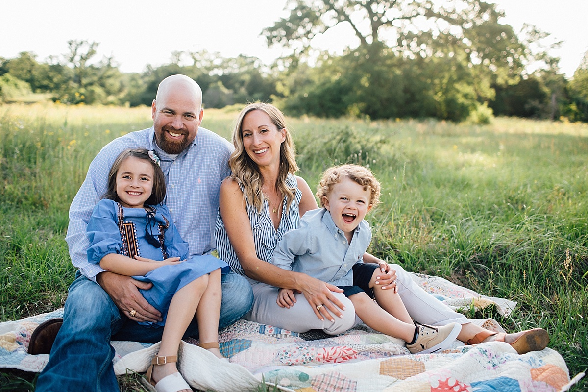 College Station Family Photographer | Rosalyn Ash Photography | www.rosalynash.com