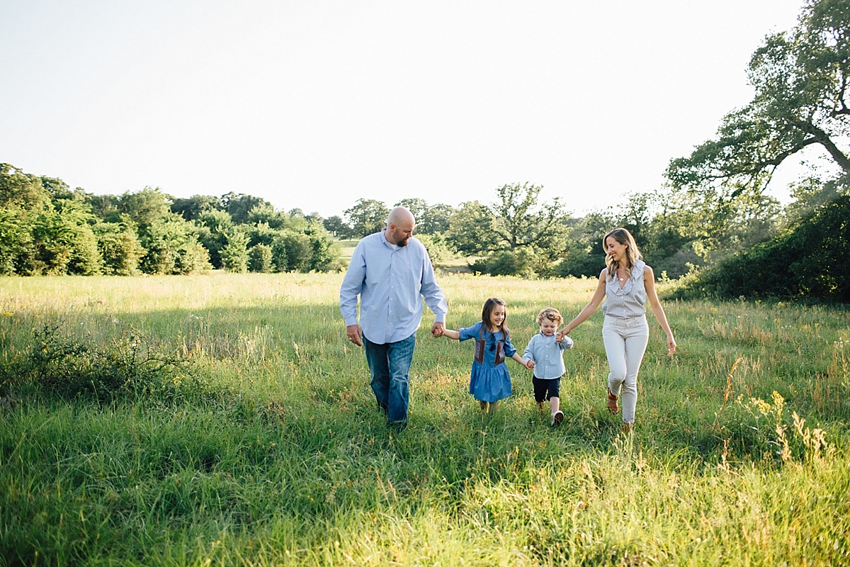 College Station Family Photographer | Rosalyn Ash Photography | www.rosalynash.com