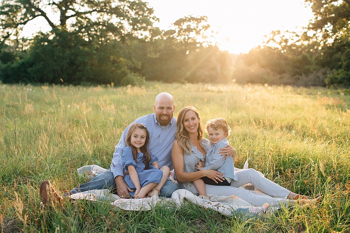 College Station Family Photographer | Rosalyn Ash Photography | www.rosalynash.com