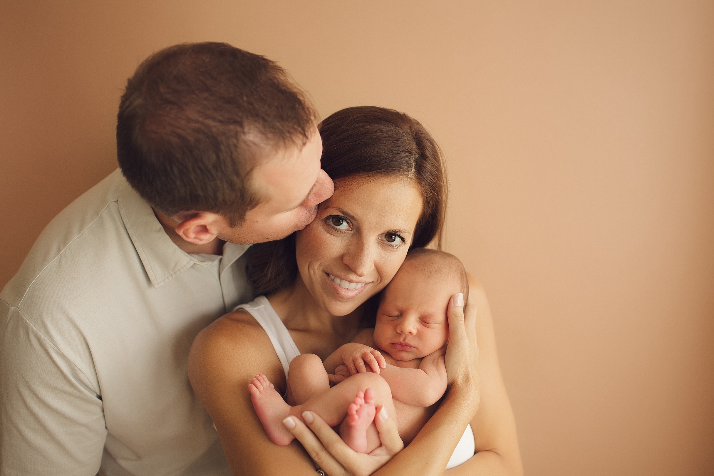 College Station Newborn Photographer | Rosalyn Ash Photography | www.rosalynash.com